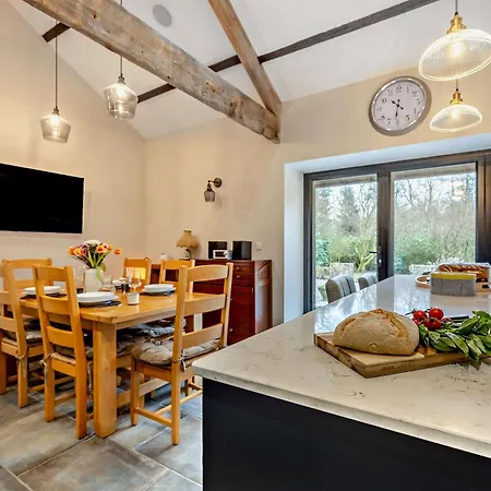 2 Bed In Ennerdale 93196